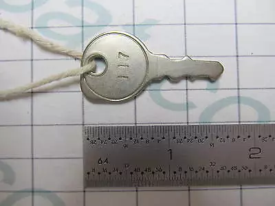 30431117 Mercury Mariner Mercruiser Marine Ignition Switch Key 117 • $7.70