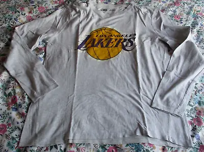 £5 • Buy Los Angeles Lakers Official NBA Long Sleeve T-Shirt Large