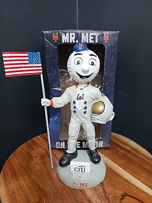 Mr. Met On The Moon Bobblehead NY Mets Baseball Memoribilia Stadium Give Away • $15