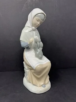 Lladro Zaphir Girl W/ Bunny Rabbit Porcelain Figurine Spain Sitting Discontinued • $39.99