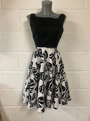 £25 • Buy Trashy Diva Dress Vintage 1950s US 6 Uk 10
