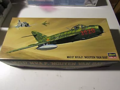 Hasegawa MIG 17 Nguyen Van Bay Model Airplane Kit 1/72 02864 Free Shipping • $24.99