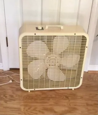 Vintage Metal Box Fan Lakewood 20  Fan Original BoxGrt Cond.3 Speed 1960-70's  • $90