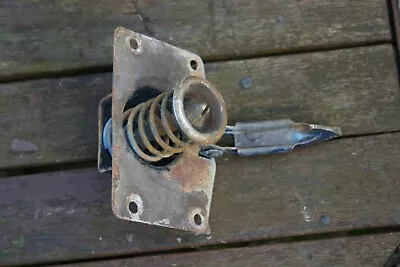 Rover P4 - BONNET LOCK OR CATCH SPRING MISSING • £10