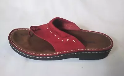 Minnetonka Women's Slip On Thong Sandals Flip Flops Sz 9 Red Suede Leather • $14