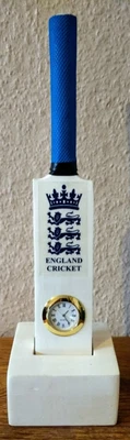 £13.95 • Buy England Crest Hand Carved Mini Cricket Bat Quartz Clock & Display Base @ £13.95p