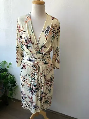 The Hackbarth's Yellow Floral 3/4 Sleeve Midi Wrap Dress Size Medium (8-10) • $45