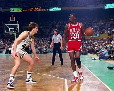 Michael Jordan Chicago Bulls Color  8x10  Unsigned Photo. • $6.99