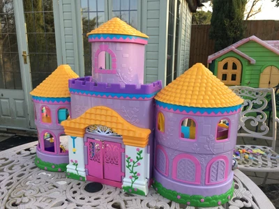 £25 • Buy Dora The Explorer Castle Doll Playhouse With Figures & Furniture
