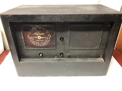 RARE ANTIQUE VINTAGE  MAJESTIC MODEL G1-426 CH Tube Radio  For Parts Or Repair • $179.99