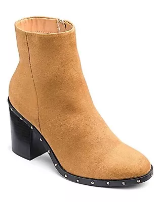 Sole Diva Women’s Tan Holly Gold Stud Boots UK 9EEE RRP £40 • £24.99