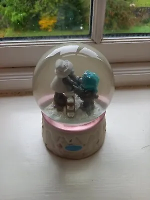 Me To You Christmas Scene Snow Globe • £8