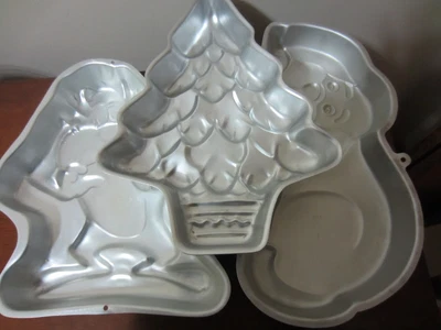 $20 • Buy 3 Vintage Wilton Aluminum  Large Character Cake Pans-Dog, Tree, Taz Devil (642)