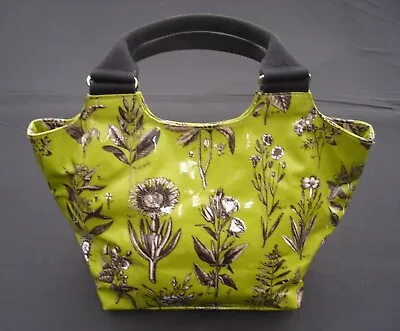 GISELA GRAHAM Lovely  Green Flower Design Oil Cloth Pvc Coated Tote/handbag • £10.99