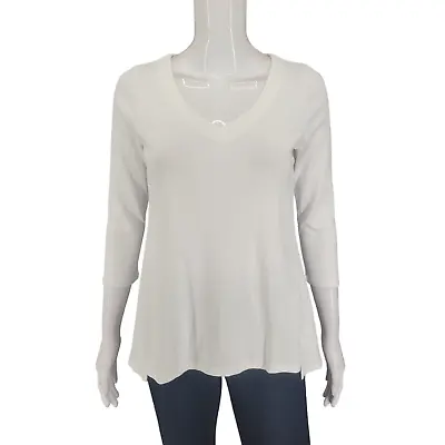 J Jill Top X-Small Sz White Pima Cotton Modern Summer Outdoor V-Neck Tee Shirt • $18.70