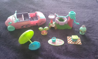 Zoobles Spring To Life Car Picnic Characters Playset Spin Master RARE BUNDLE • £34.99