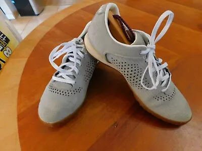 Merrell Hi-rise Gray Leather Shoes Women Sz 9 • $10.99