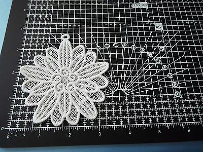 Large White Flower Guipure LaceAppliqueTrimmingWedding- Daisy Motif -9 X 8 Cm • £2.89