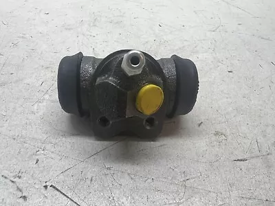 Rear Left Master Cylinder Piaggio Ape 175 76032 • $47.90