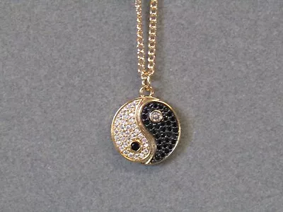 Cubic Zirconia Yin Yang Pendant & Necklace Stunning! • £15.79