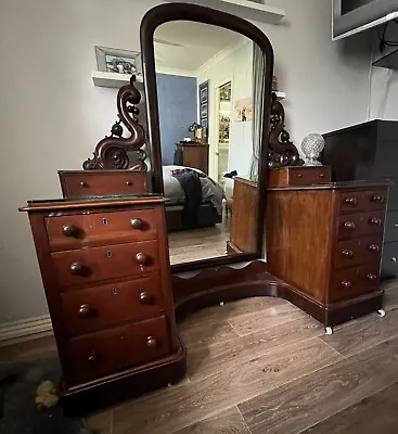 $2500 • Buy Antique Early Australian Dressing Table