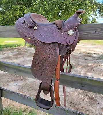 Collectible VINTAGE Billy Royal Beautiful Acorn Tooled Leather Western Saddle  • $1100