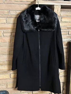 Vince Camuto Black Wool Blend Coat Size M With Faux Fur Collar • $50