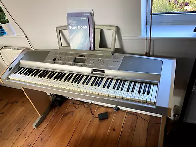 Yamaha Portable Grand Electronic Piano DGX-500 • £200