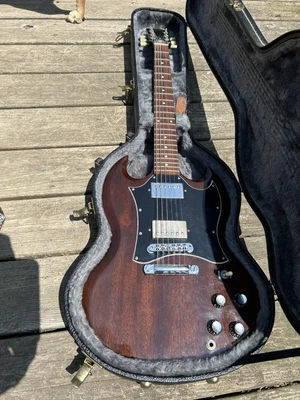 $1200 • Buy Gibson SG Special 1999