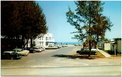 Melbourne Florida Postcard Indiatlantic Beach Approach Shopping Center #86641 • $10