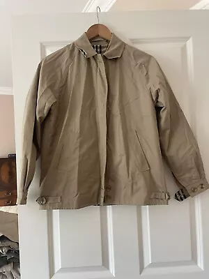 £200 • Buy Vintage Burberry Harrington Jacket Size 6