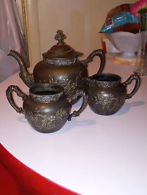 Antique Yale Silver Co. Quadruple Plate 441 Teapot/Creamer/Sugar Set • $45