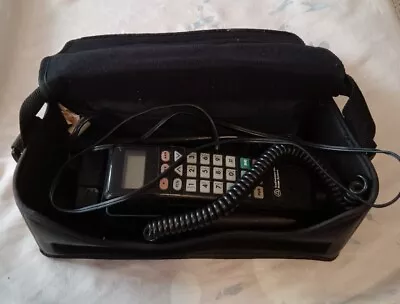$51.96 • Buy VINTAGE MOTOROLA Southwestern Bell  MOBILE CELL CAR BAG PHONE AS IS
