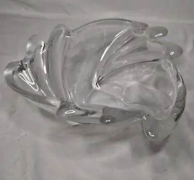 Mikasa Swing Clear & Frosted Glass Crystal Swirl Wave Triangle Bowl 9  • $23