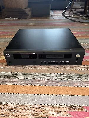 NAD 5060 6 Disc CD Player - For Parts Or Repair. • $20