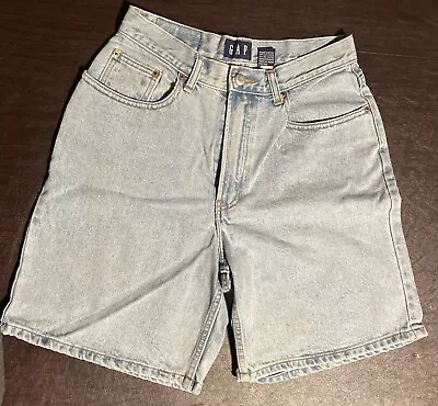 Vintage 90s Gap Womens Size 10 Denim Jean Shorts Light Wash Blue Cotton Hi-Rise • £16.09