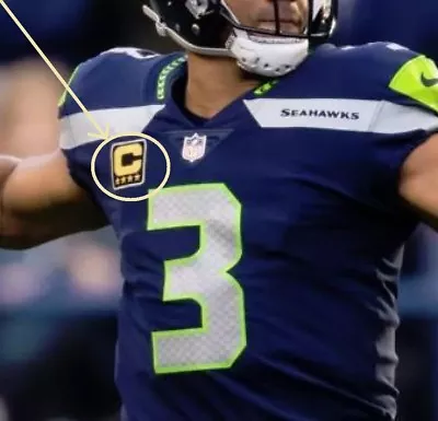 $14.95 • Buy NFL WEST SEATTLE SEAHAWKS Russell Wilson QB FOUR-STAR 4-⭐⭐⭐⭐GOLD CAPTAINS PATCH