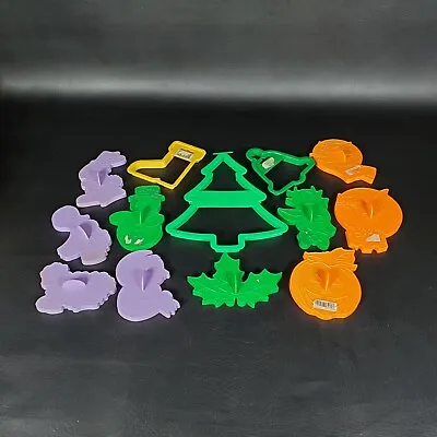 Wilton Holiday Cookie Cutter Set Christmas Halloween Easter Vintage Plastic • $19.99