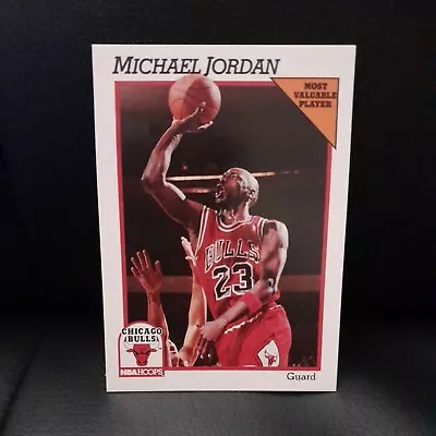 1991-92 NBA Hoops MICHAEL JORDAN Base Card #30 Bulls MINT • $2.99