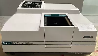 Varian Cary 300 UV-Vis Spectrophotometer • $699