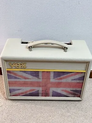 VOX V9106 Pathfinder 10 Guitar Amplifier White Union Jack Model Very Good • $239.79