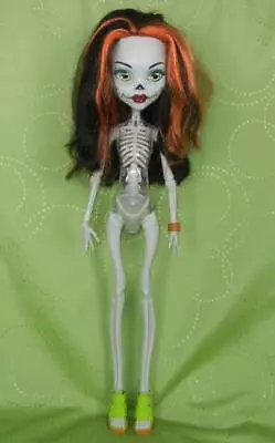 Monster High 28  Skelita Calaveras Beast Doll Frightfully Tall Gore-Geous Ghoul • $85