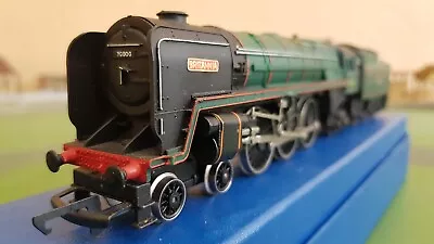 Hornby OO Gauge R063 BR 4-6-2 Standard Pacific 70000 Britannia BR Green • £23