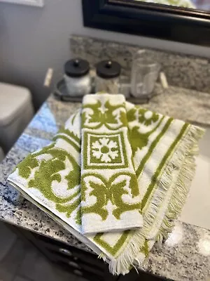 Vintage Sears Dylon Green & White Floral Bath Towel & Washcloth • $15