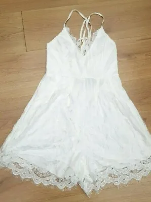 Womens White Lace Strappy Lace Up Back Shorts Playsuit Chic Me Small Bnwt • £8