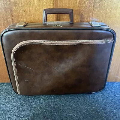 Vintage Savoy Briefcase • $39.99