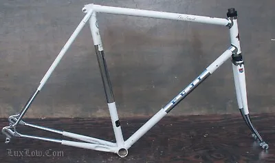 Vintage 1970s Fuji The Finest Road Bike FRAME FORK 27  Wheel Suntour YCF Bicycle • $340