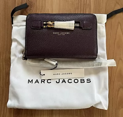 MARC JACOBS M0008455 Gotham Zip Wallet Wristlet 571 Dark Violet • $89