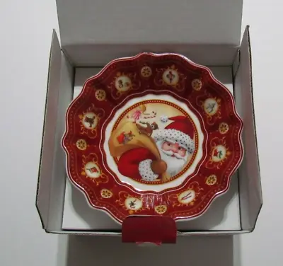 Villeroy & Boch TOY'S FANTASY Small Footed Santa Christmas Bowl NIB • $31.49
