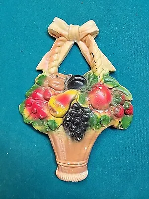 VTG Chalkware LARGE CARNIVAL PRIZE FRUIT BASKET WALL HANGING 10  Kitchen Decor • $14.50